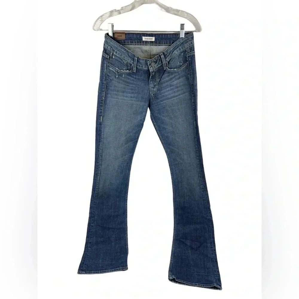 NWT Sinclair MFGRP. vassar the channel boot distressed jeans Size 27